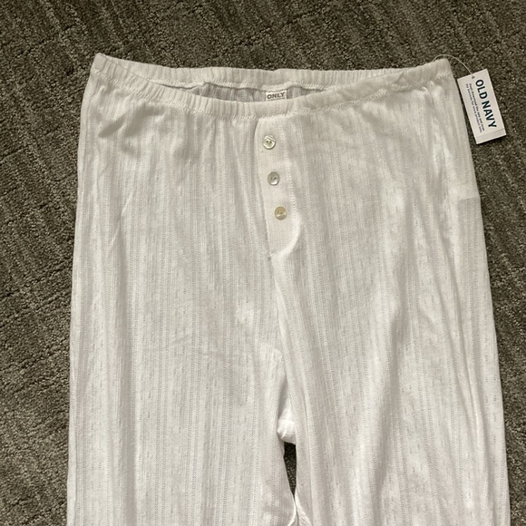 Old Navy High-Waisted Pajama Jogger Pants - Picture 5 of 9